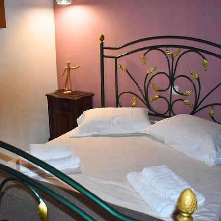 Lila'S Guest House Mikros Prinos Екстериор снимка