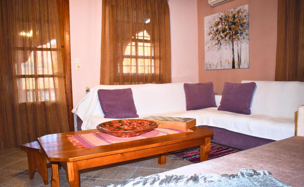 Lila'S Guest House Mikros Prinos Екстериор снимка