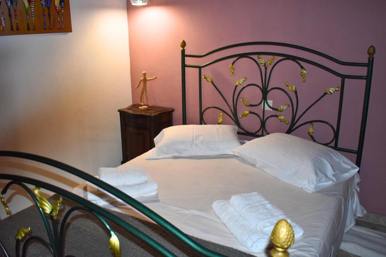 Lila'S Guest House Mikros Prinos Екстериор снимка