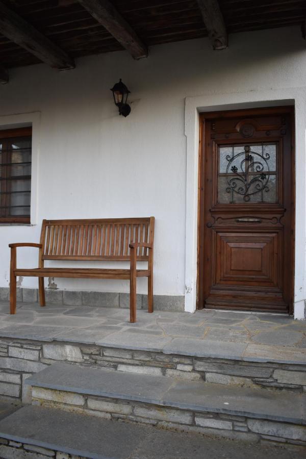 Lila'S Guest House Mikros Prinos Екстериор снимка